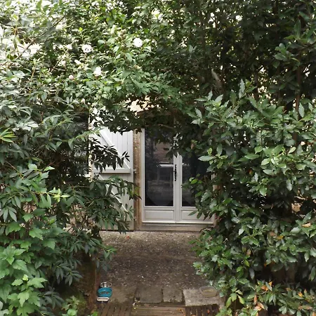 Oda ve Kahvaltı Les Capucins