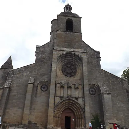 Oda ve Kahvaltı Les Capucins Figeac